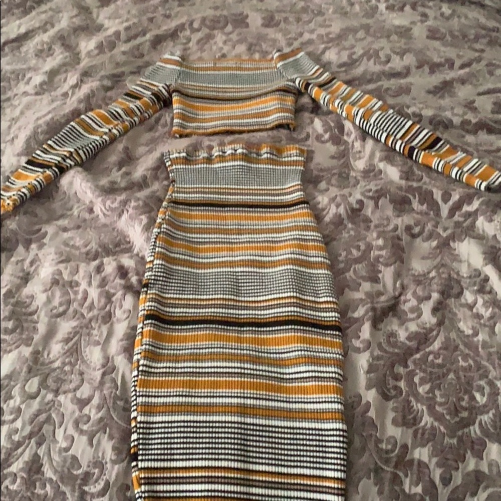 Two piece set